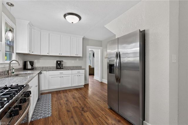 87 Farragut ST, Portsmouth, VA 23702