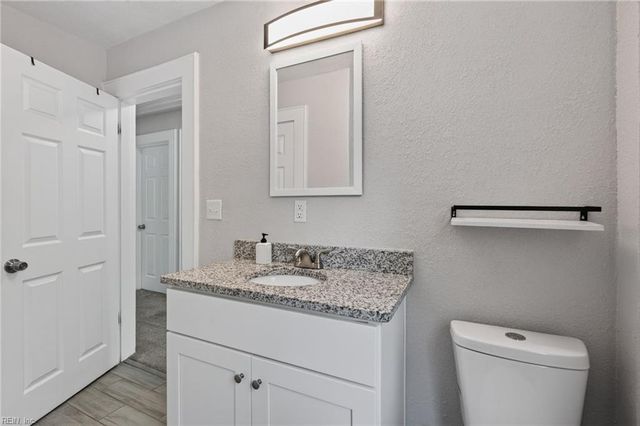 87 Farragut ST, Portsmouth, VA 23702