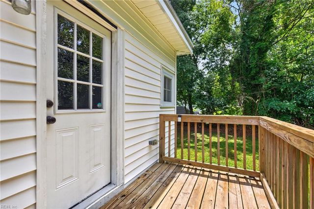 87 Farragut ST, Portsmouth, VA 23702