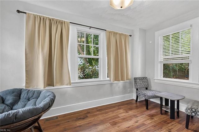 87 Farragut ST, Portsmouth, VA 23702
