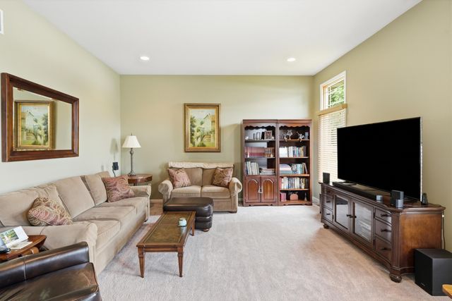 12593 Washington Street, Crown Point, IN 46307