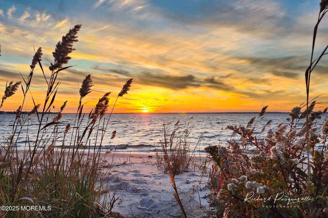 72 Pershing Boulevard, Lavallette, NJ 08735