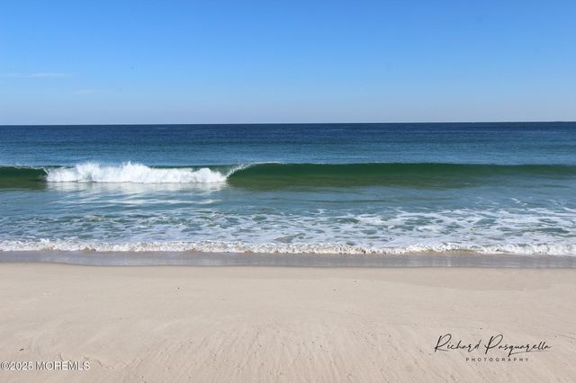 72 Pershing Boulevard, Lavallette, NJ 08735