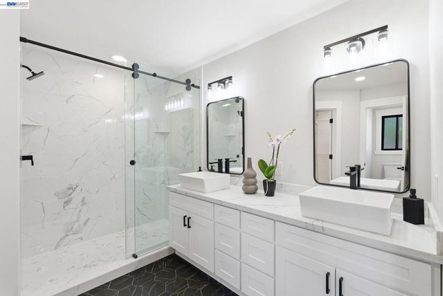 2551 Hermosa Ter, Hayward, CA 94541