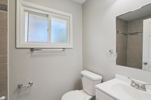 16538 Park Avenue, Markham, IL 60428
