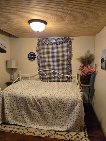 4190 COUNTY HOME RD, Savannah, TN 38372