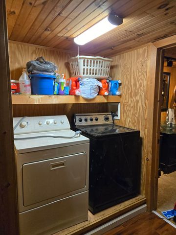 4190 COUNTY HOME RD, Savannah, TN 38372