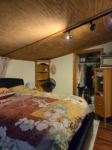4190 COUNTY HOME RD, Savannah, TN 38372