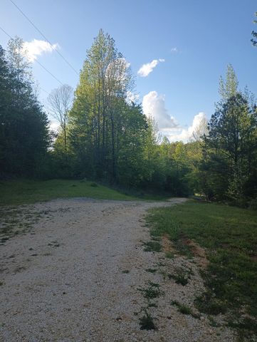 4190 COUNTY HOME RD, Savannah, TN 38372