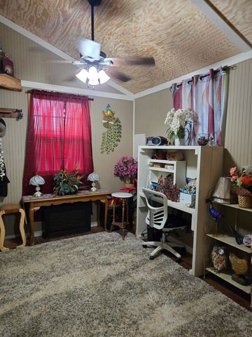 4190 COUNTY HOME RD, Savannah, TN 38372