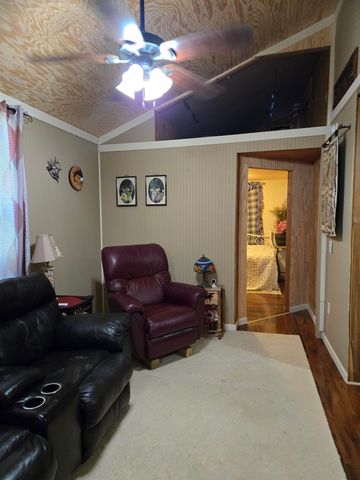 4190 COUNTY HOME RD, Savannah, TN 38372