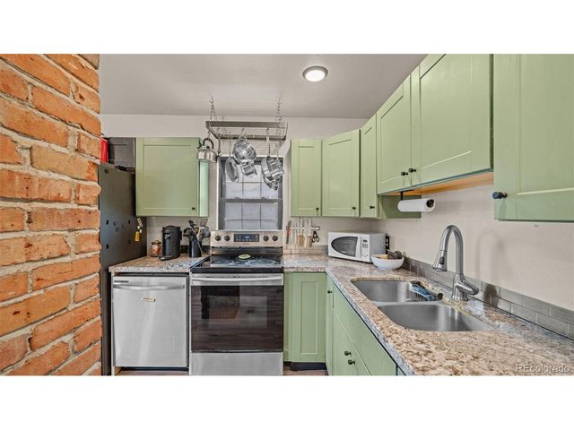 740 Depew St, Lakewood, CO 80214