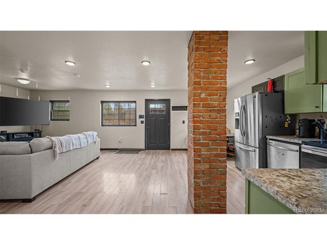 740 Depew St, Lakewood, CO 80214