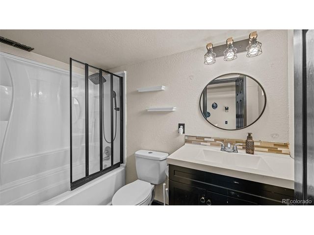 740 Depew St, Lakewood, CO 80214