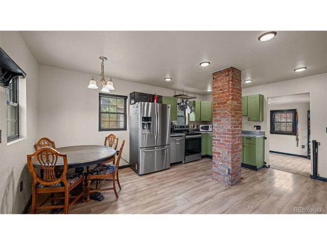 740 Depew St, Lakewood, CO 80214