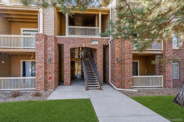 1681 W Canal Circle 124, Littleton, CO 80120