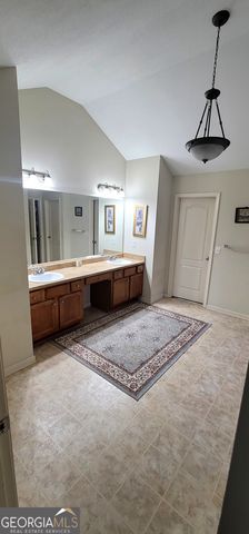 3181 Arbor Oaks Way, Snellville, GA 30039