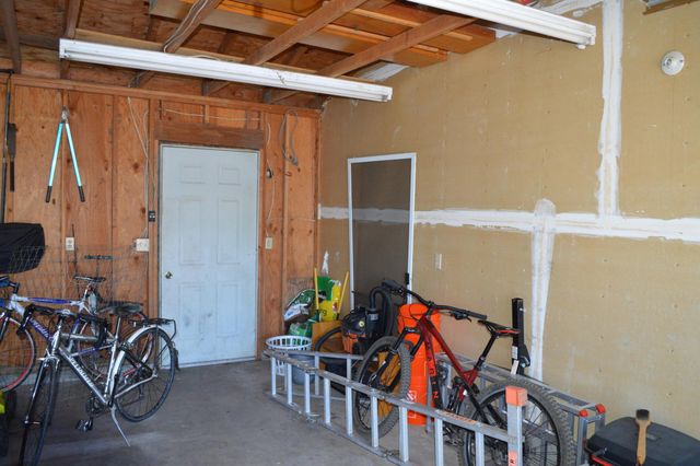 879 Lakeshore Drive, Klamath Falls, OR 97601