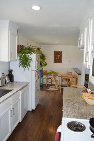 879 Lakeshore Drive, Klamath Falls, OR 97601