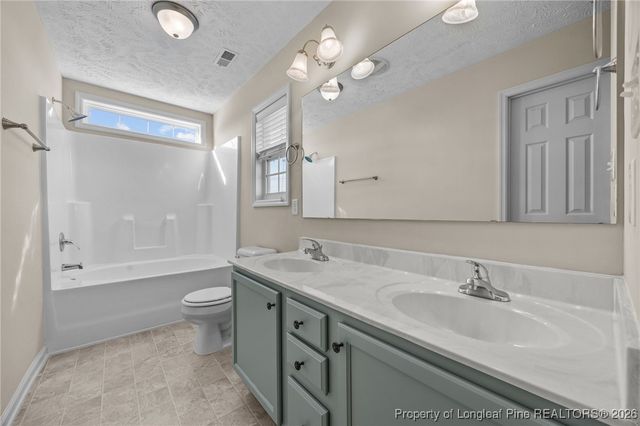 24 Emma Court, Linden, NC 28356