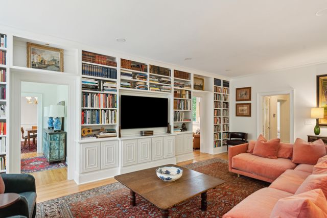 6 Sayle Road, Charleston, SC 29407