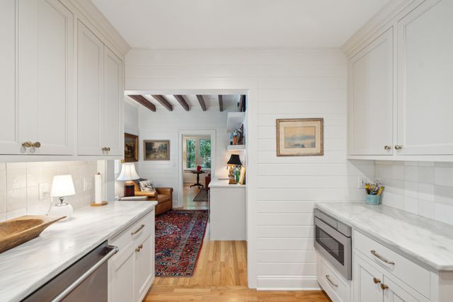 6 Sayle Road, Charleston, SC 29407