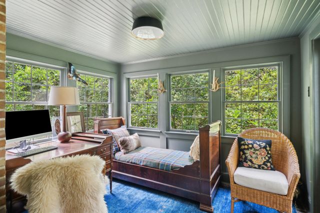 6 Sayle Road, Charleston, SC 29407