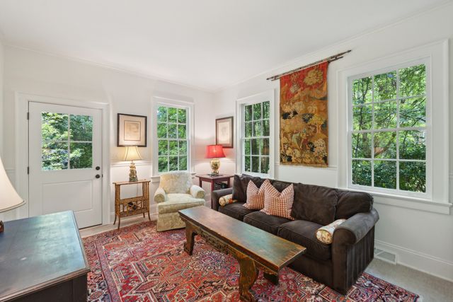 6 Sayle Road, Charleston, SC 29407