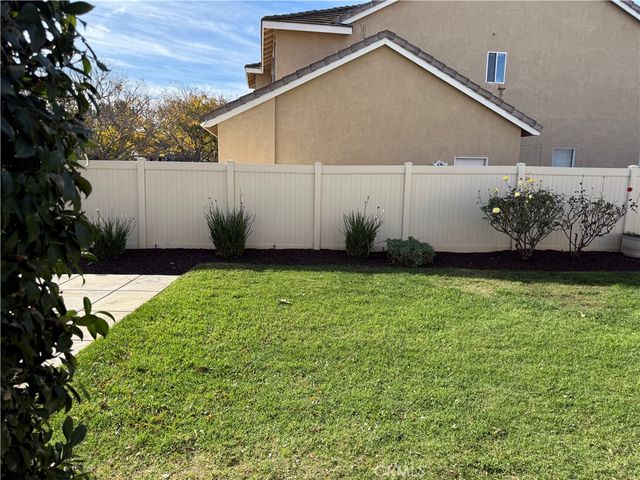 1278 Las Lunitas, Corona, CA 92879