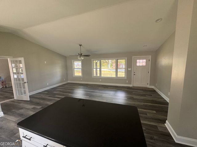 621 N College Drive, Cedartown, GA 30125