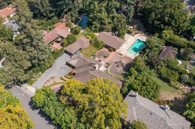 2001 Bryant Street, Palo Alto, CA 94301