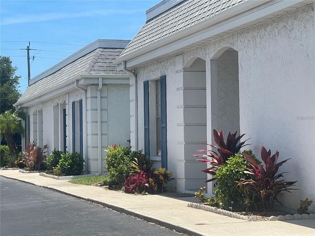 9819 HERNANDO COURT 29-A, Bradenton, FL 34210