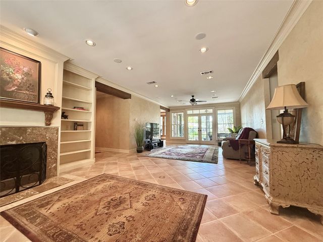 7950 Collier Road, Beaumont, TX 77706