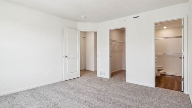17401 Ulster Drive, Tinley Park, IL 60477
