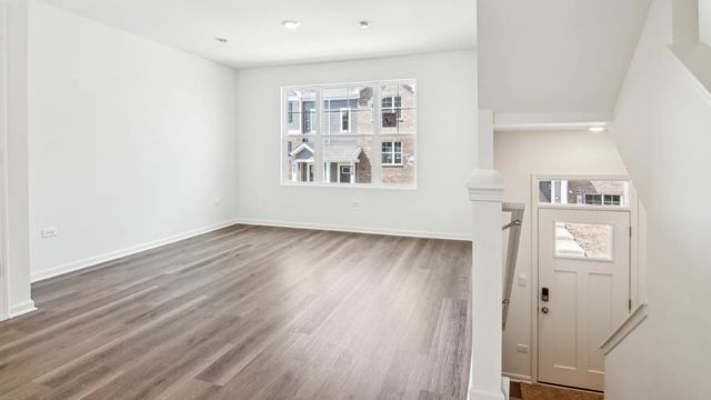 17401 Ulster Drive, Tinley Park, IL 60477