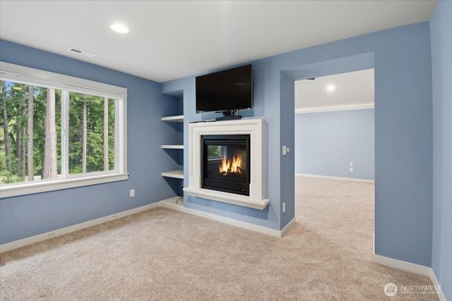 21384 NE 9th Place, Sammamish, WA 98074