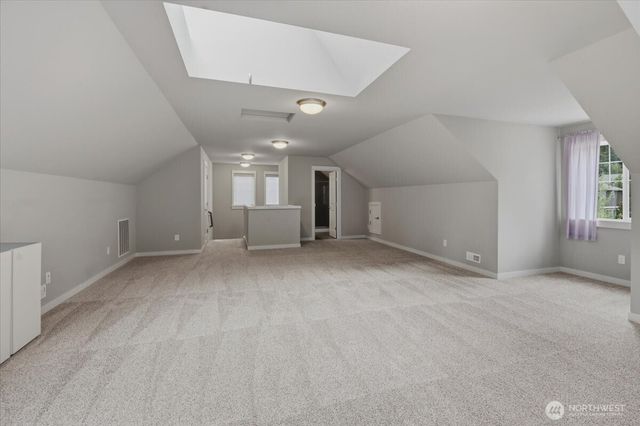 21384 NE 9th Place, Sammamish, WA 98074