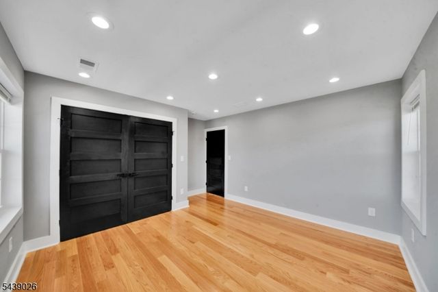 22 N 14Th St, Kenilworth Boro, NJ 07033