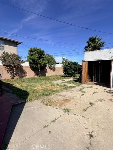 1021 W Chandler Street, Wilmington, CA 90744