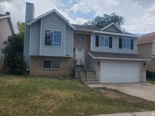 434 W 180 N, Clearfield, UT 84015
