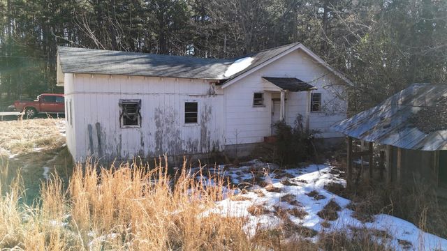 1601 Armour St, Mena, AR 71953