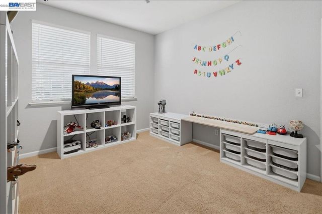 782 Redhaven St, Brentwood, CA 94513