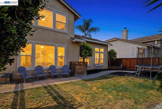 782 Redhaven St, Brentwood, CA 94513