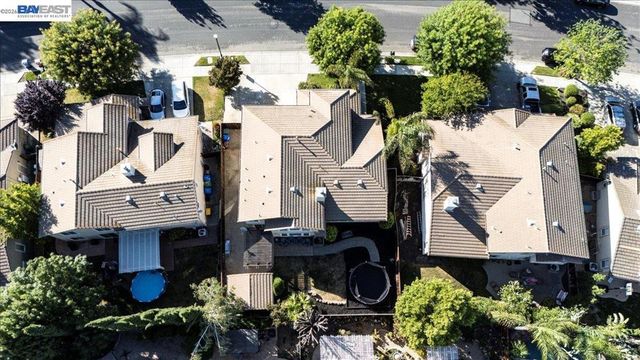 782 Redhaven St, Brentwood, CA 94513