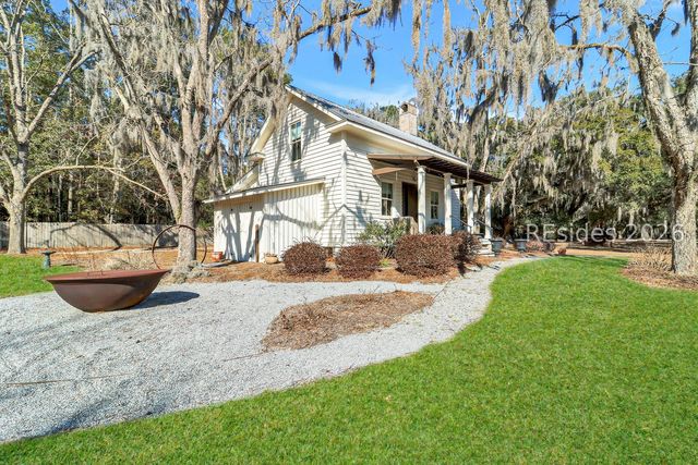 893 Grays Hwy, Ridgeland, SC 29936