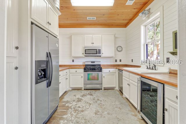 893 Grays Hwy, Ridgeland, SC 29936