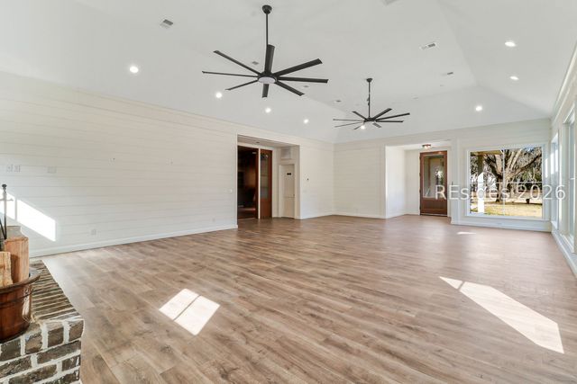 893 Grays Hwy, Ridgeland, SC 29936