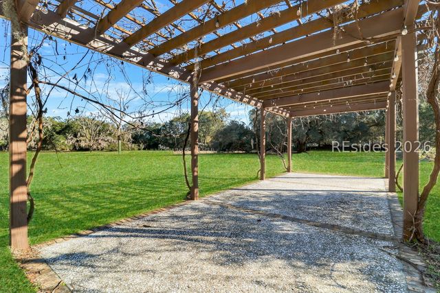 893 Grays Hwy, Ridgeland, SC 29936