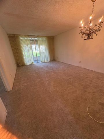 6001 NW 61st Avenue 105, Tamarac, FL 33319