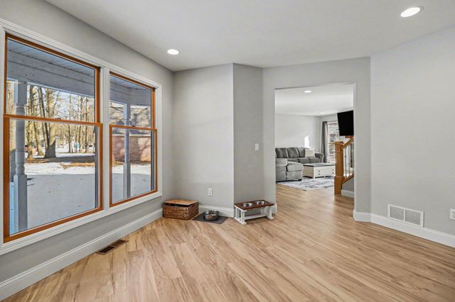 1854 Tall Oaks Drive W, Ludington, MI 49431